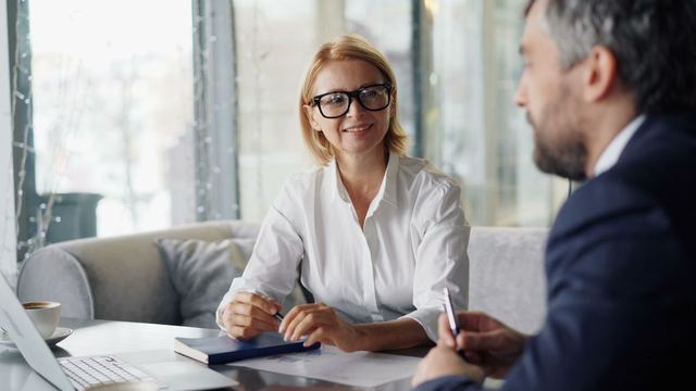 A one-to-one consultation with an adviser